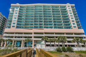 Image of Crescent Keyes by Condo-World