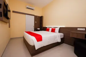 Image of RedDoorz Plus near Paragon Mall Semarang