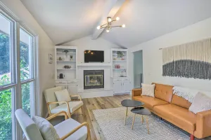 Image of Modern Boho Gem: Yard + 10 Mi to Baxter Arena