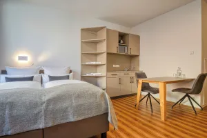 Image of Nicetostay Aparthotel