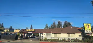 Image of National 9 Motel