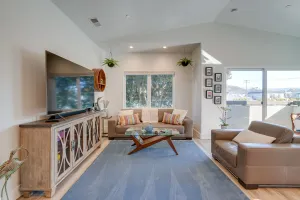 Image of Half Moon Bay Vacation Rental 1 Mile to Beach!