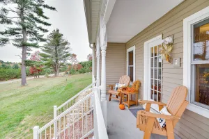Image of Lovely Rural Hixton Farmhouse w/ Porch & Fire Pit!