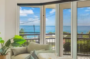 Image of Ocean Views by Orient