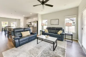 Image of 5 Mi to Auburn University: Sleek Townhome w/ Patio
