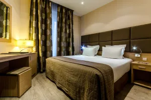 Image of Hotel Riviera Renovated
