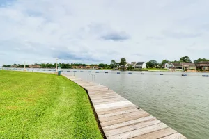 Image of Paddleboards, Life Vests: Lake Conroe Getaway!