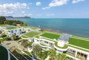 Image of Ocean Beachfront Smart Unit