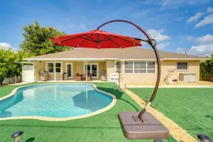Image of 2 Mi to Warm Mineral Springs: Home w/ Fenced Yard