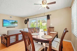 Image of Cozy Getaway Bright, Clean & Fully Equipped