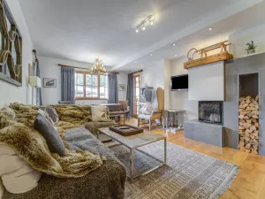 Image of Dreany apartment right next to the cable cars
