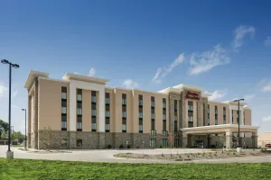 Image of Hampton Inn & Suites Mason City