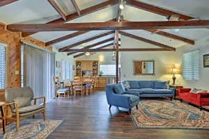 Image of Cozy Home with Patio Near Yosemite National Park!