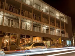 Image of Wilmington avenue 50 #102