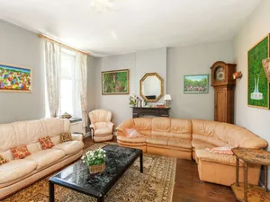 Image of Spacious Holiday Home With Garden