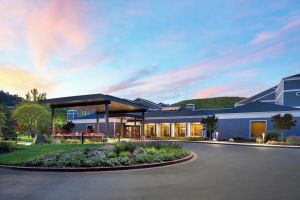 Image of Courtyard San Francisco Larkspur Landing/Marin County