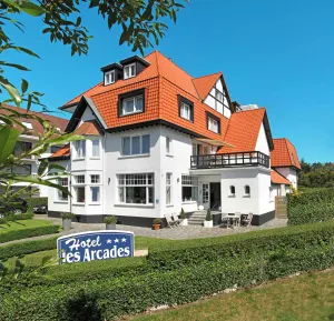Image of Hotel Les Arcades