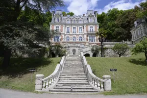 Image of Art Hotel