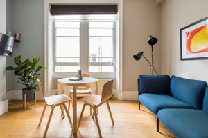 Image of Hausd Flex - Covent Garden