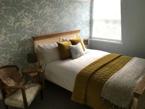 Image of Chic City Centre Georgian Maisonette