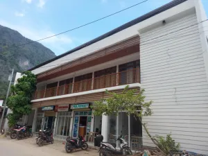 Image of Beehive El Nido