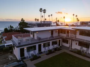 Image of Tides Oceanview Inn and Cottages