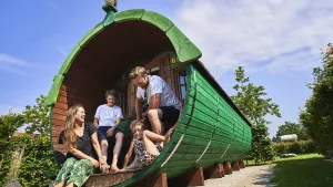 Image of LEGOLAND Wilderness Barrels & Cabins
