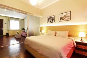Image of Pejaten Valley Residence