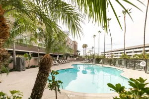 Image of Best Western Inn & Suites San Diego Zoo -SeaWorld Area