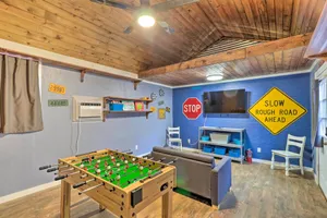Image of 1920s Corsicana Home - Spacious Group Getaway!