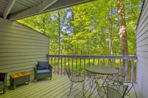 Image of Wintergreen Resort Studio with Deck and Ski-Out Access