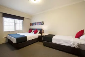 Image of Enfield Hotel