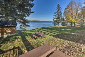 Image of Cozy Cabin w/ Deck & Private Dock on Nelson Lake!