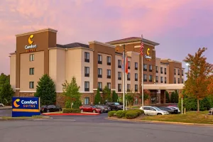 Image of Comfort Suites Little Rock West