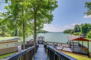 Image of Dandridge Vacation Rental with Fishing Pier and Grill!
