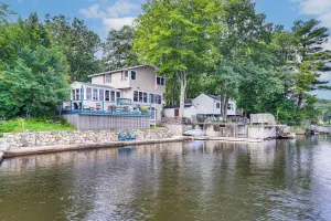 Image of Classic Waterfront Home on Lake Maspenock w/ Grill