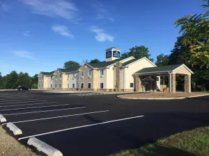 Image of Cobblestone Hotel & Suites - Harborcreek