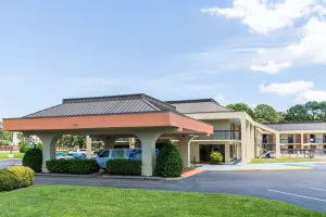 Image of Days Inn by Wyndham Norfolk Airport