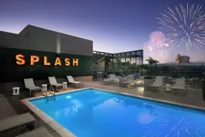 Image of SpringHill Suites by Marriott at Anaheim Resort Area/Convention Center