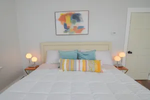 Image of Lovely 3 bedroom apartment V
