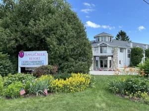 Image of AppleCreek Resort-Hotel & Suites