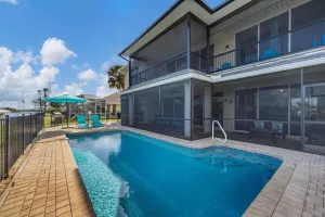 Image of 2674 Lake View