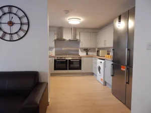 Image of Modern, well located en-suite rooms with parking - Orbitat Accommodations