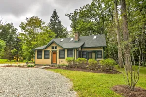 Image of Sugar Berry Craftsman Home in Laughlintown