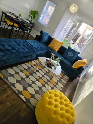 Image of Charming Wolverhampton Home with Private Entrance Free Parking