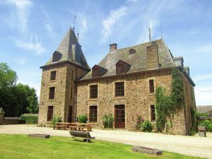 Image of Luxurious Castle with Private Pool and Sauna