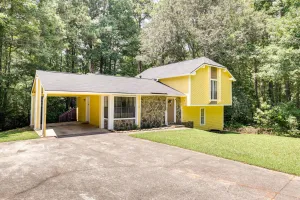 Image of Fairburn Home w/ 2 Decks, Grill & Outdoor Dining!