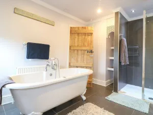 Image of Derby Dream House - Cozy Retreat for Your Getaway