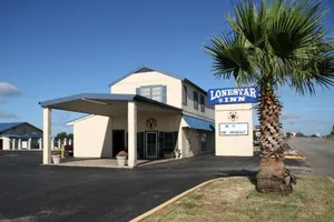 Image of Lone Star Inn Llano