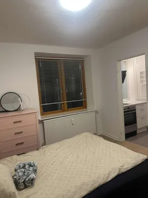 Image of Modernized Bed & Bath